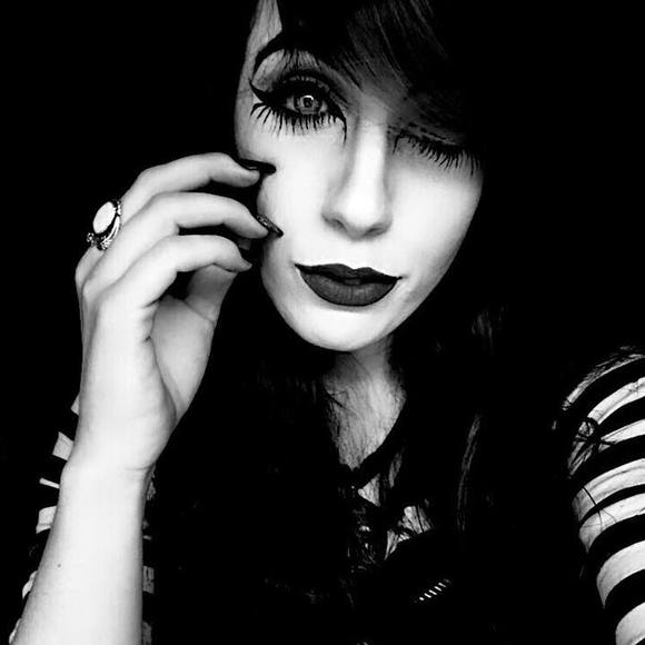 Meet your Posher, Shawnacy - Picture 1 of 1